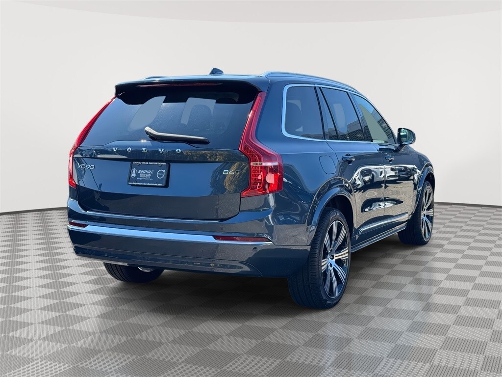 2025 Volvo XC90 Plus photo 3