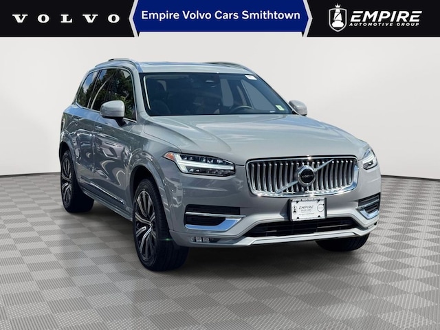 2025 Volvo XC90 B5 Core SUV