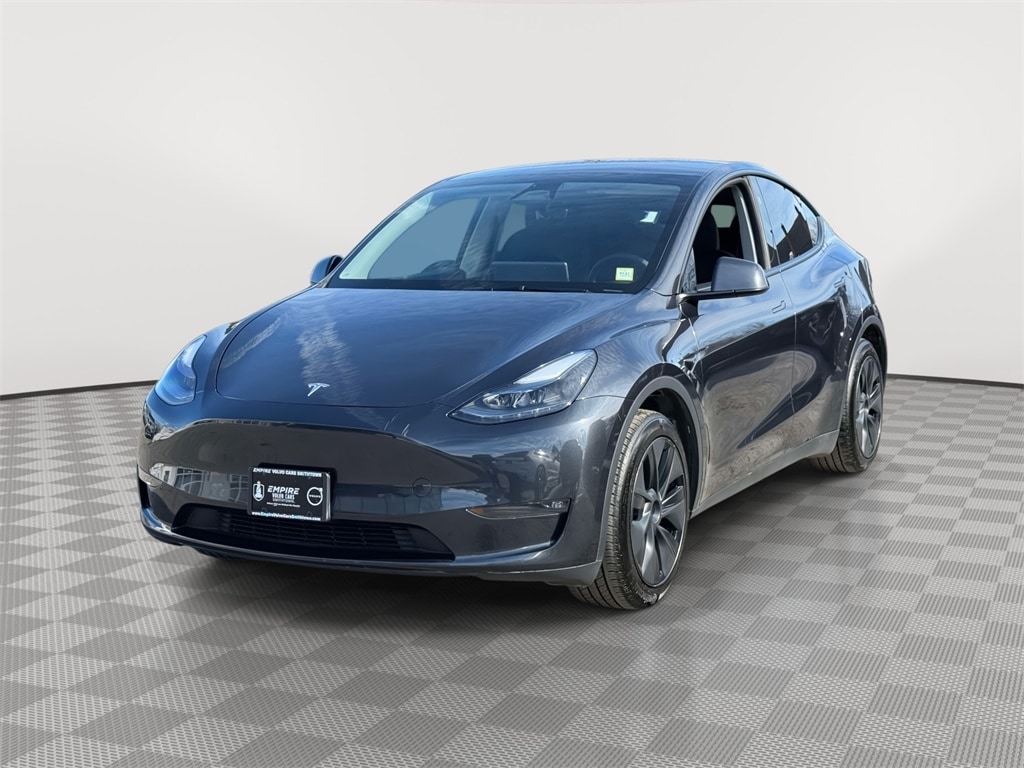 Used 2025 Tesla Model Y Long Range with VIN 7SAYGDEE9SF224580 for sale in Kansas City