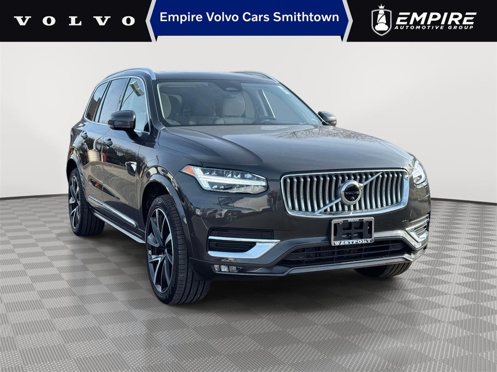 2023 Volvo XC90 SUV 