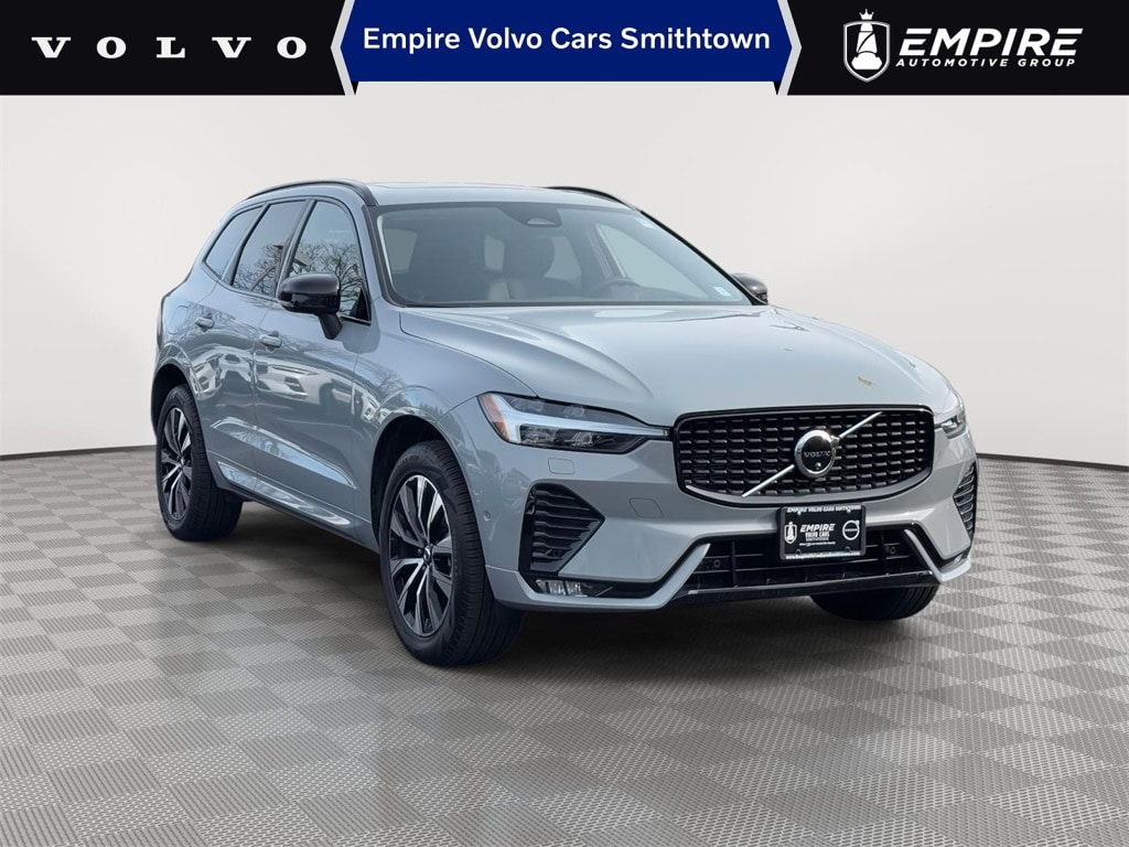 2025 Volvo XC60 Plus's photo