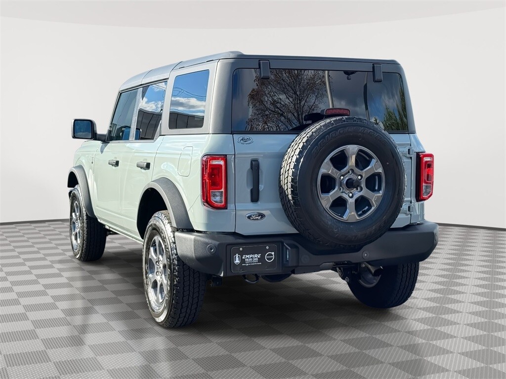 2024 Ford Bronco Big Bend photo 3