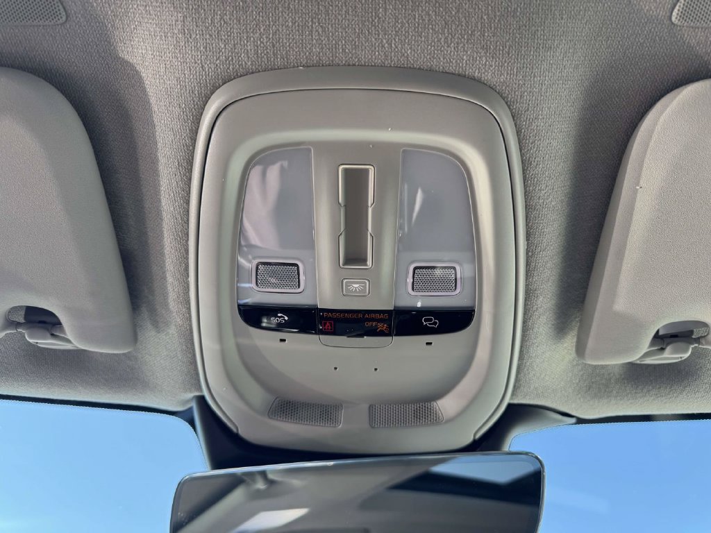 2026 Volvo XC40 Ultra - Photo 29