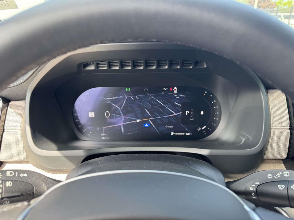 2026 Volvo XC90 Plus - Photo 26