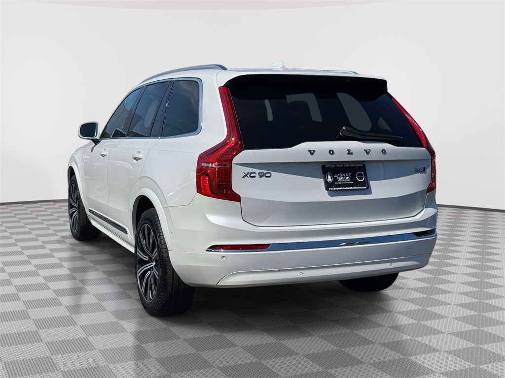 2025 Volvo XC90 Plus photo 3