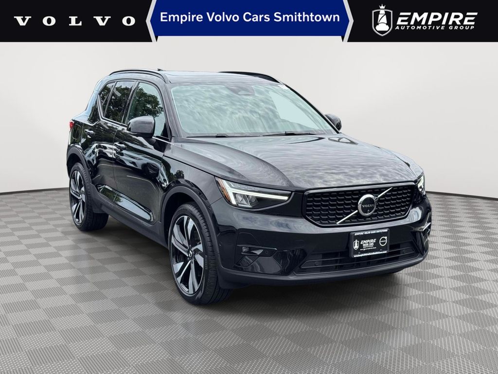 2024 Volvo XC40