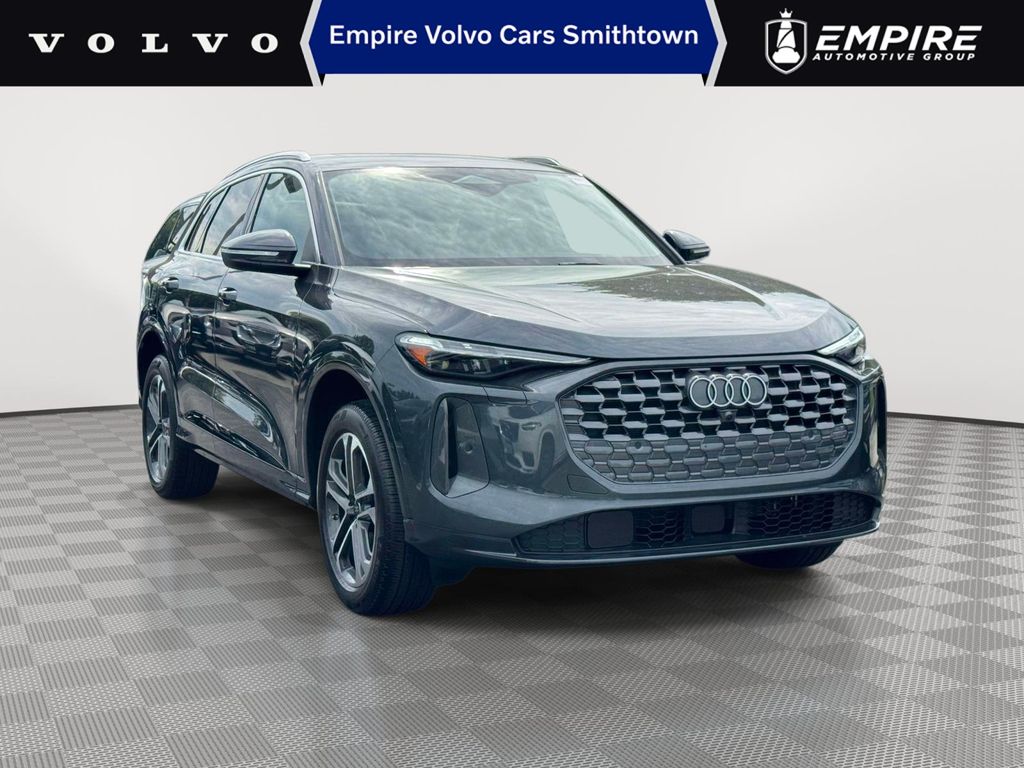 2025 Audi Q5 40 Premium Plus's photo