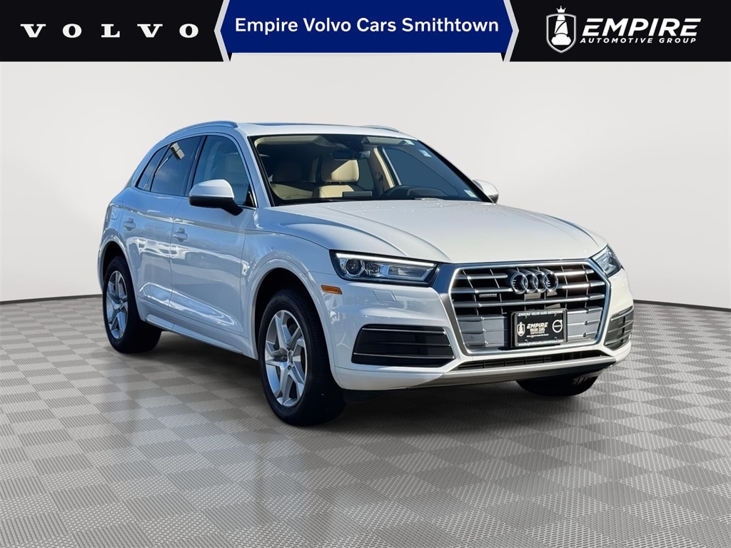 2019 Audi Q5 Premium's photo