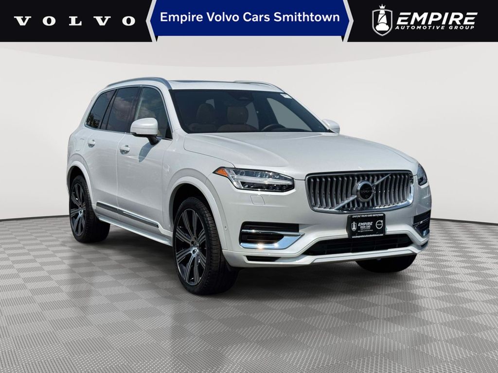 2025 Volvo XC90 Plug-In Hybrid