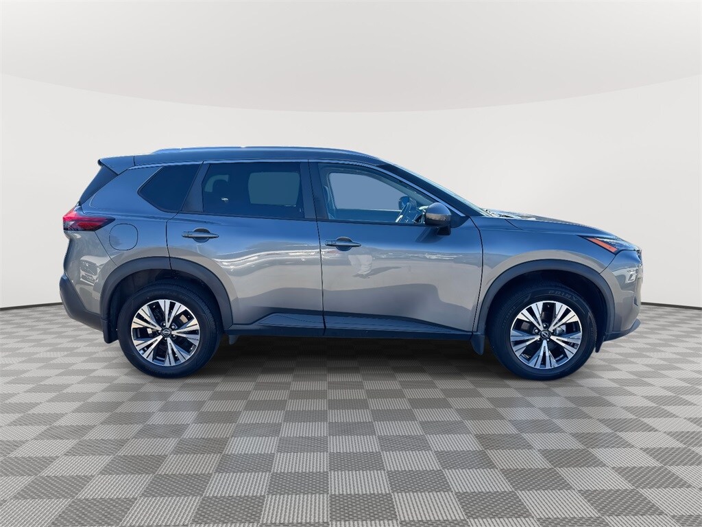 Used 2022 Nissan Rogue SV SUV