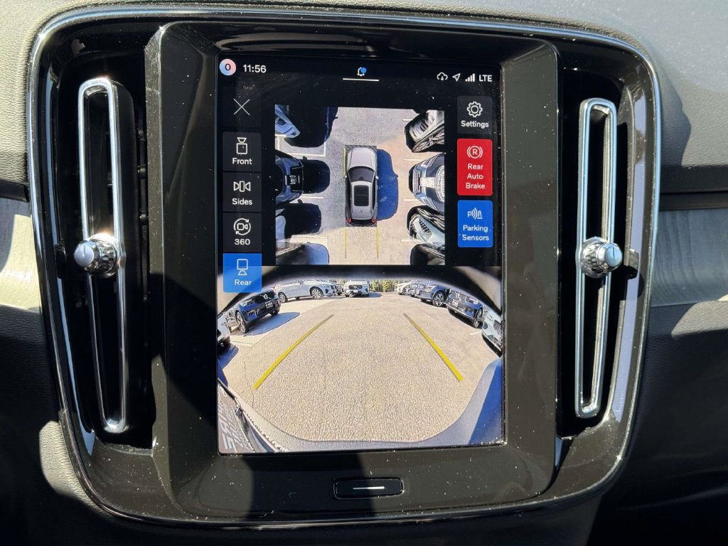 2026 Volvo XC40 Ultra - Photo 25