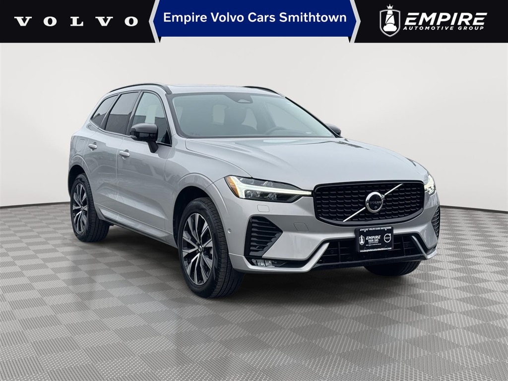 2025 Volvo XC60 Plus's photo