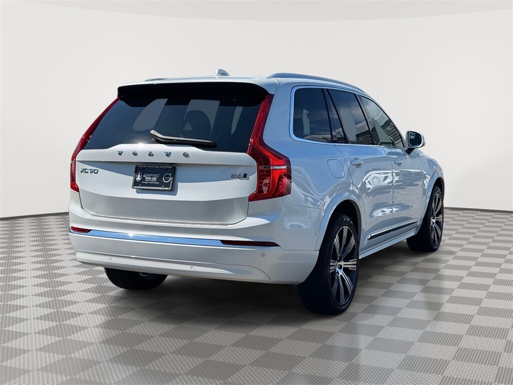 2025 Volvo XC90 Plus photo 3