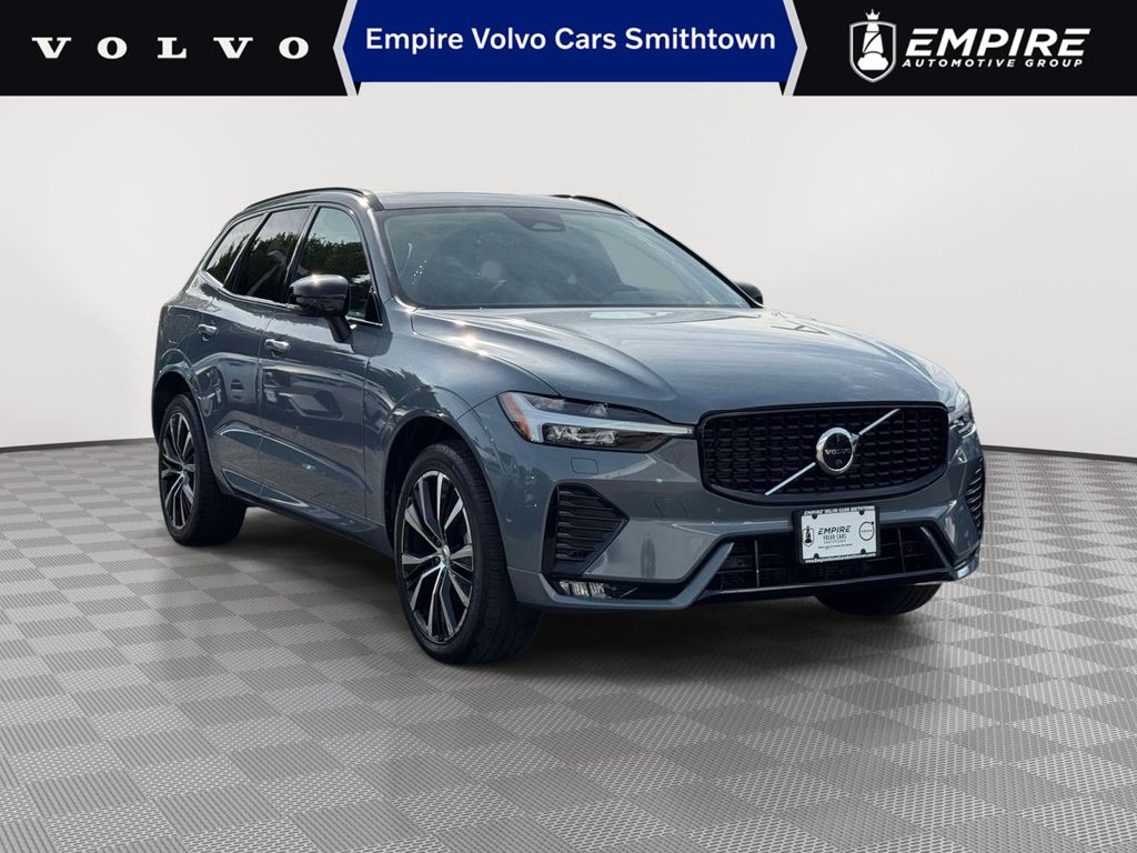 2023 Volvo XC60 SUV 