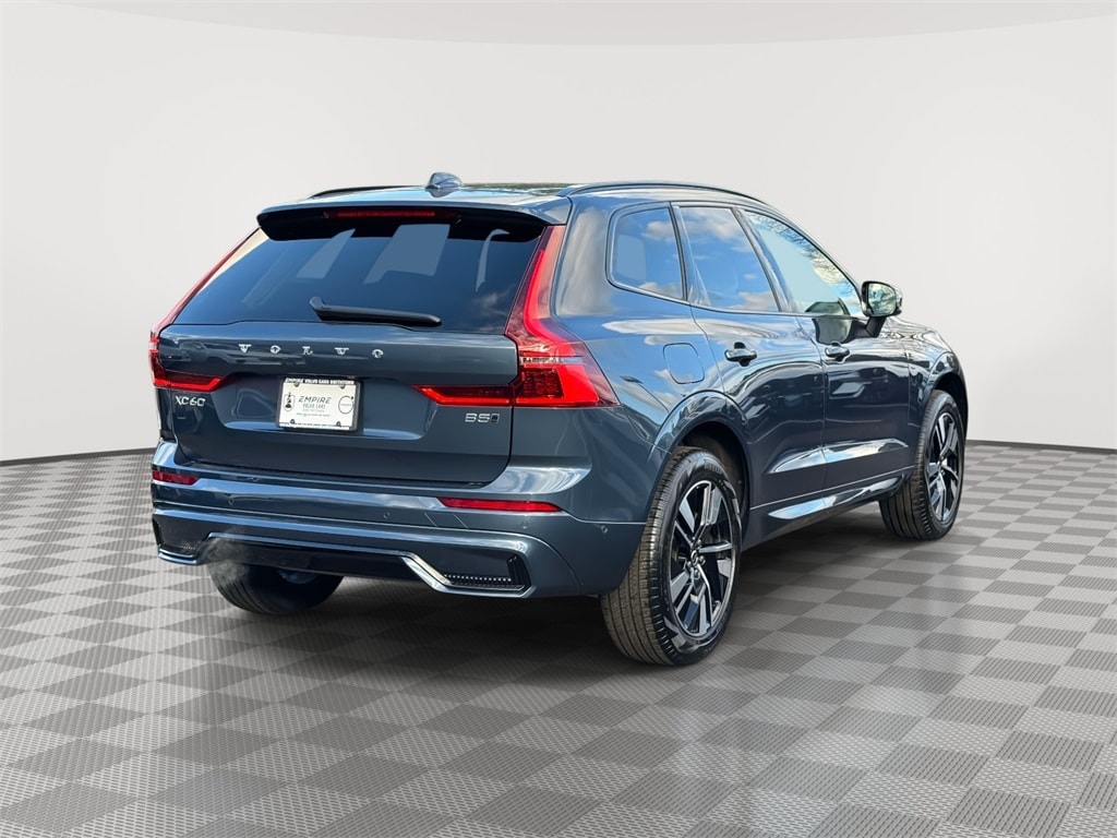 New 2026 Volvo XC60 B5 Plus SUV