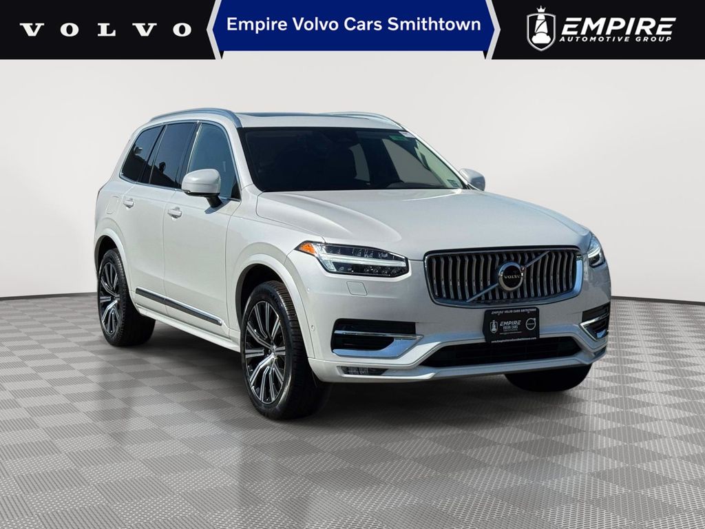 2023 Volvo XC90 B6 Plus 6-Seater 4WD's photo