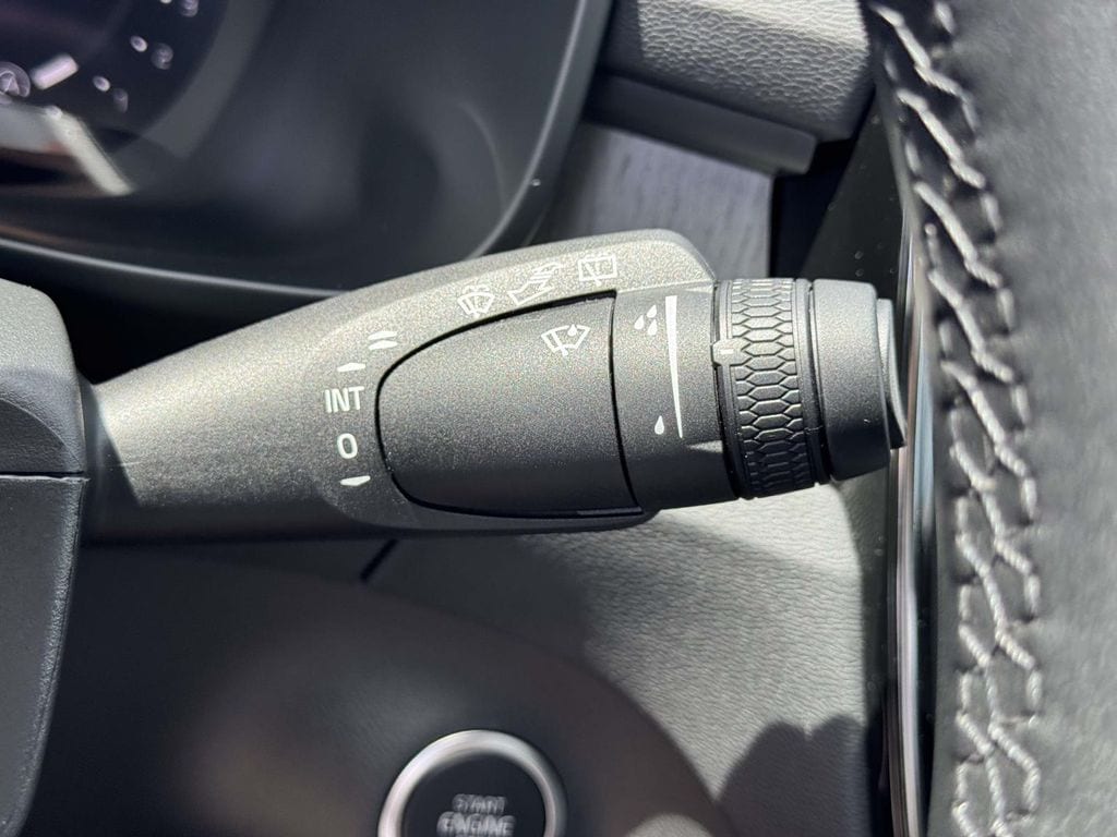 2026 Volvo XC40 Plus - Photo 25