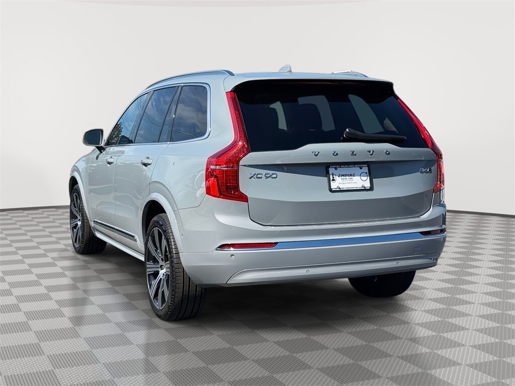2025 Volvo XC90 Plus photo 4