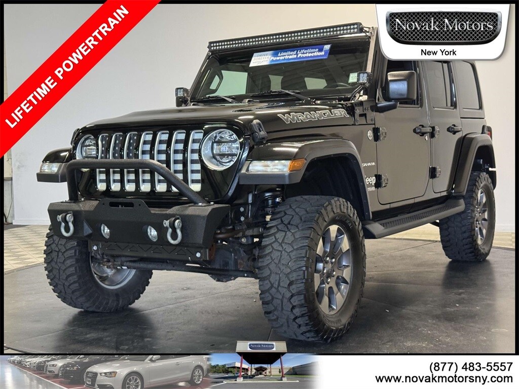 2020 Jeep Wrangler Unlimited Sahara photo 3