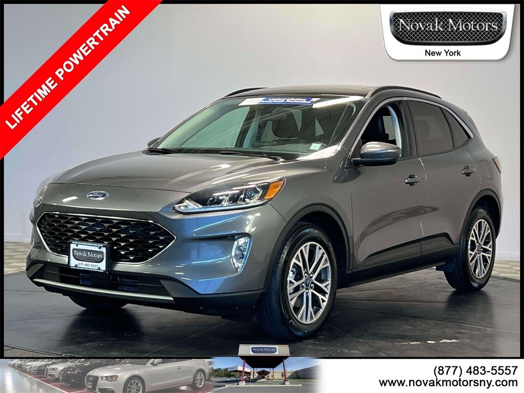 2022 Ford Escape SEL photo 2
