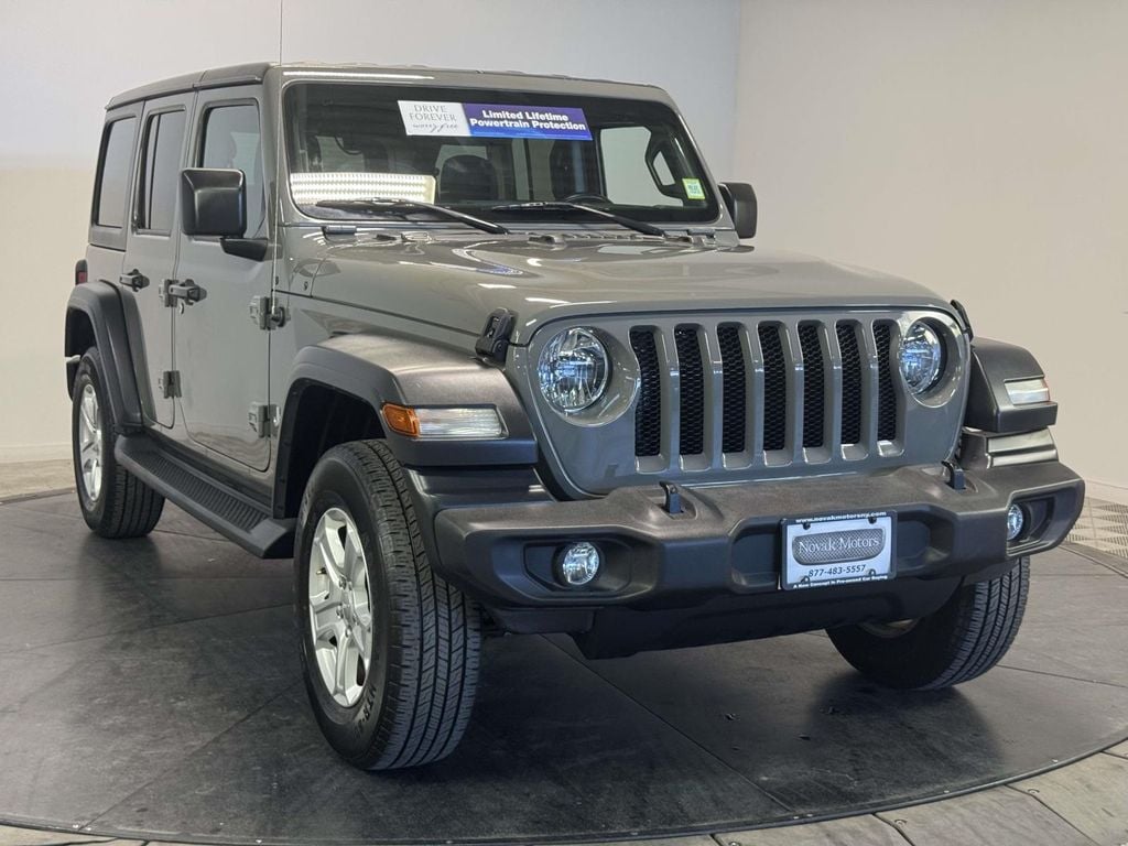 2020 Jeep Wrangler Sport S's photo