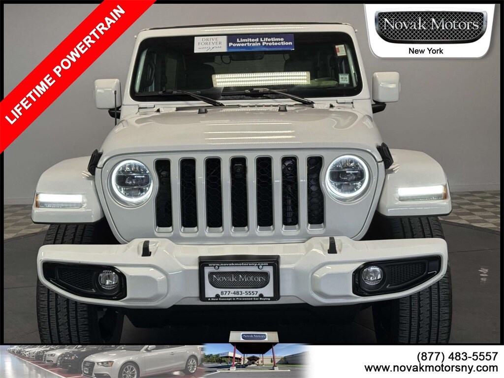 2023 Jeep Wrangler Altitude photo 2