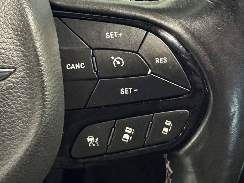 2021 Chrysler Pacifica Touring L - Photo 24