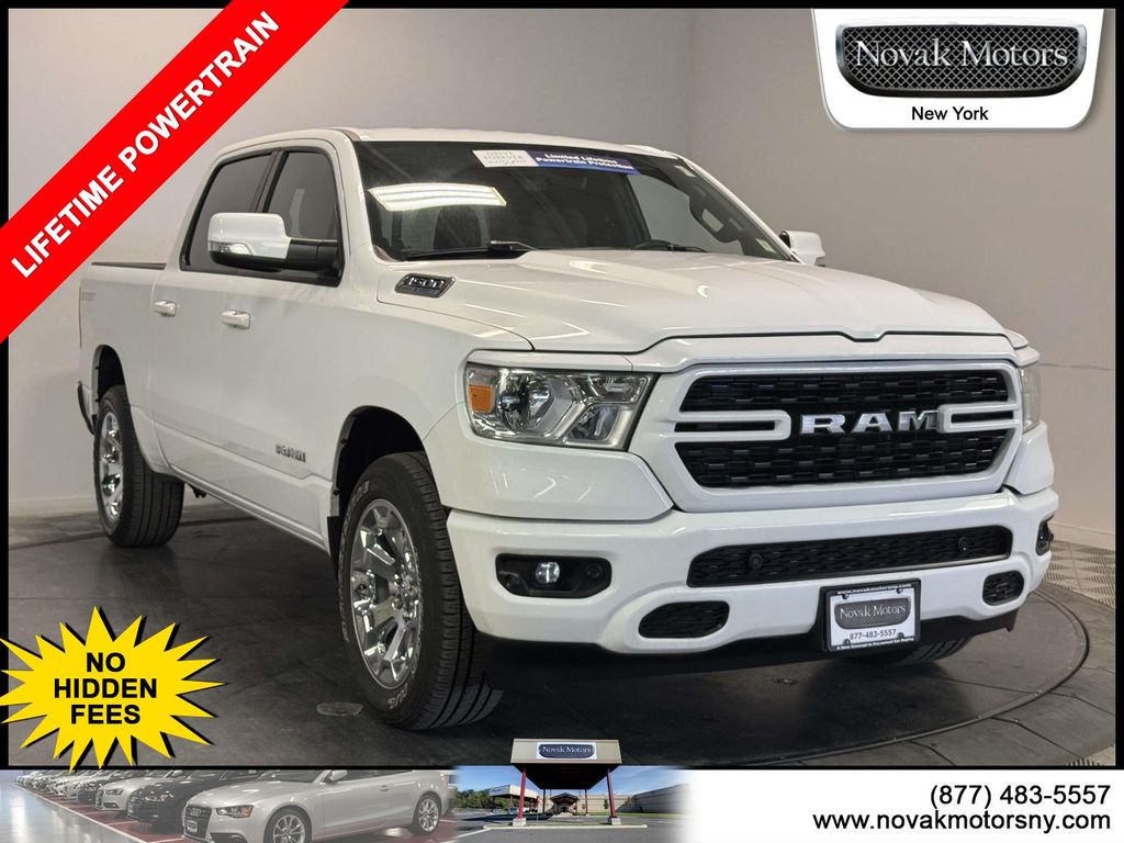 2022 RAM 1500 Big Horn/Lone Star 4x4 Crew Cab 5'7's photo