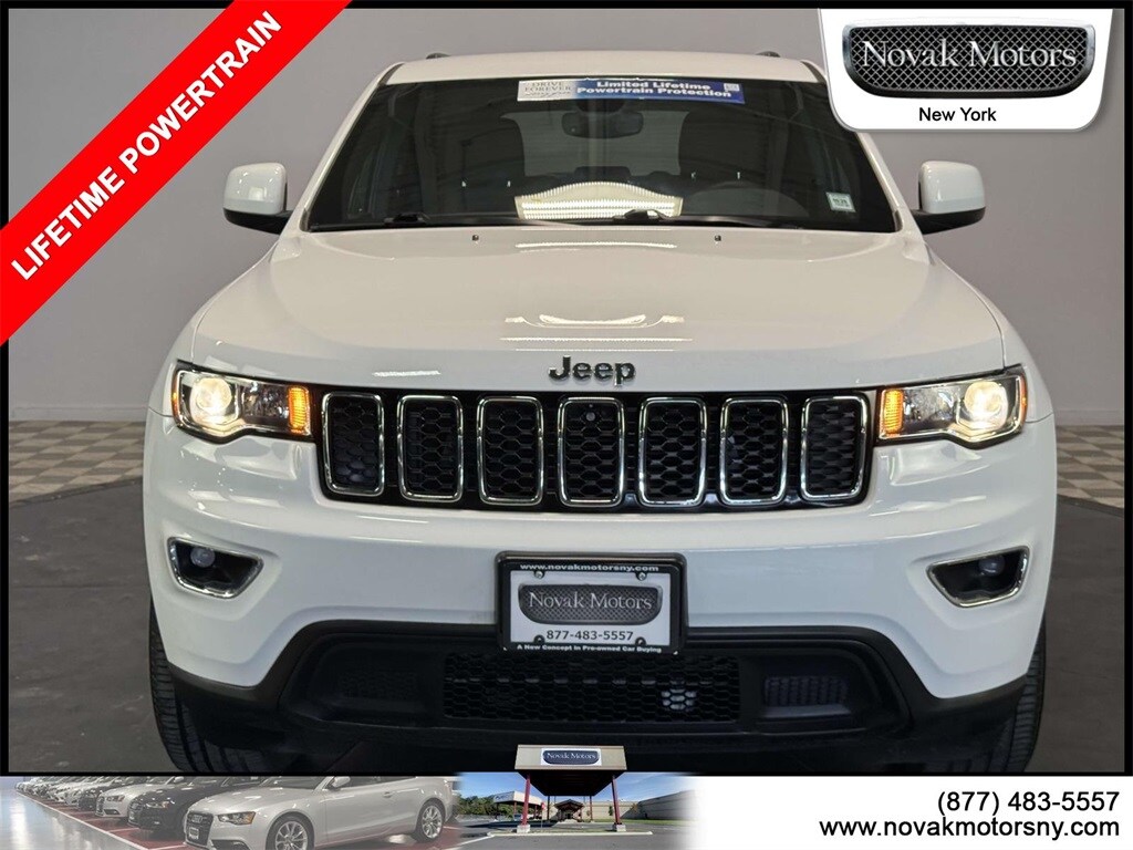 2022 Jeep Grand Cherokee Laredo E photo 2