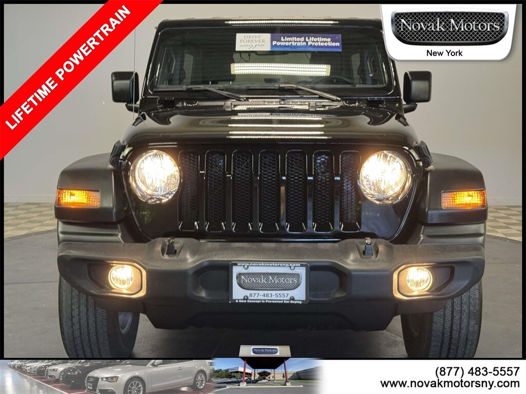 2022 Jeep Wrangler Unlimited Sport S photo 2