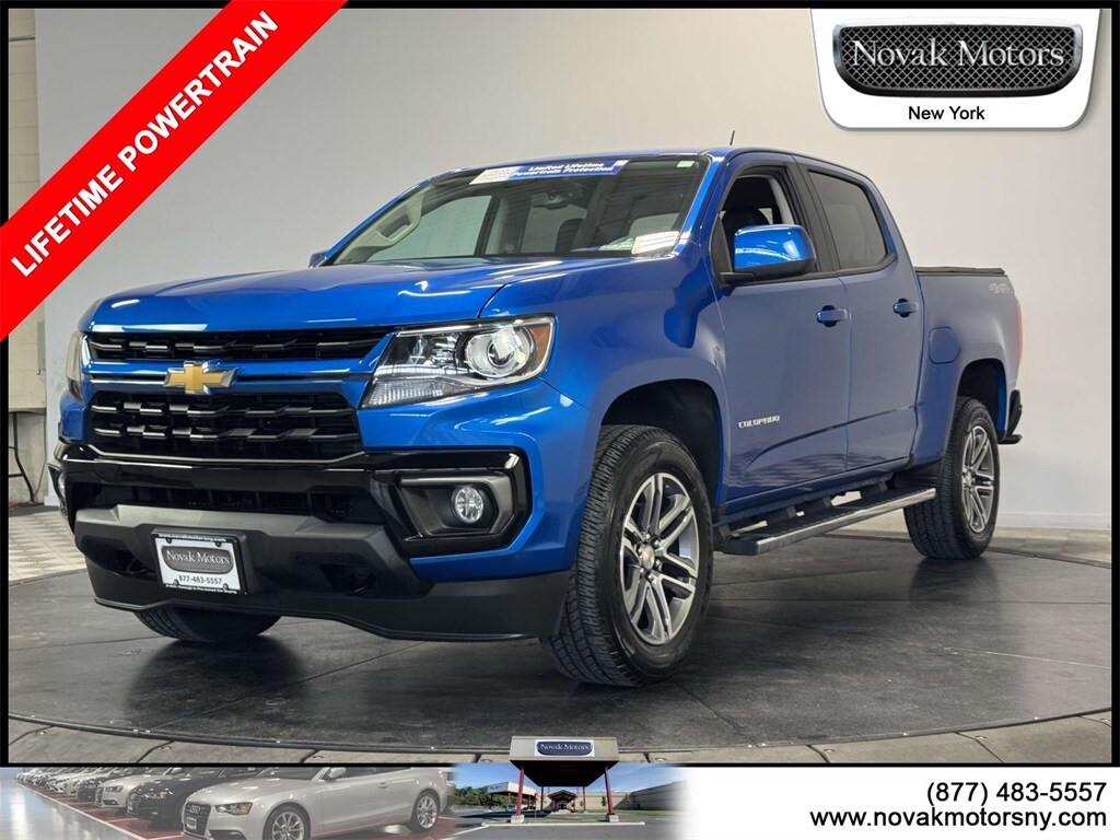 2022 Chevrolet Colorado LT photo 2