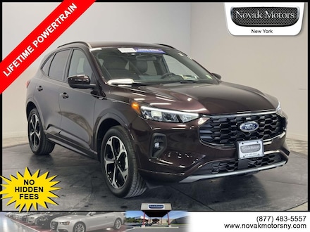 2023 Ford Escape ST-Line Select SUV