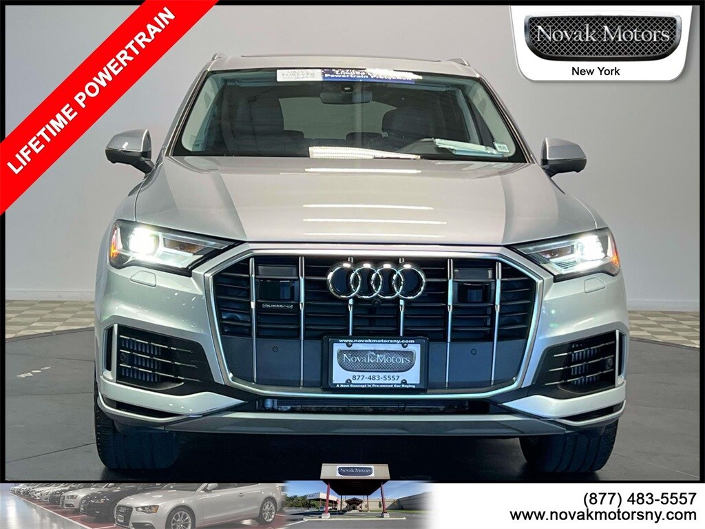 2022 Audi Q7 55 Premium Plus photo 2