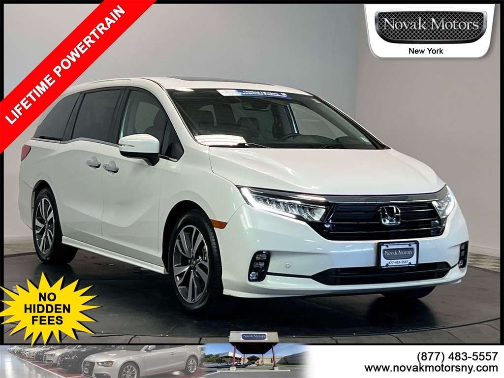 2023 Honda Odyssey Touring's photo