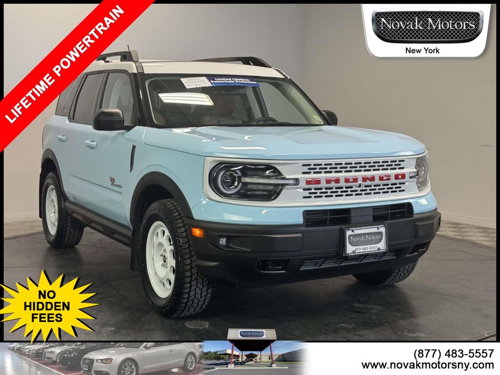2023 Ford Bronco Sport Heritage Limited 4X4's photo