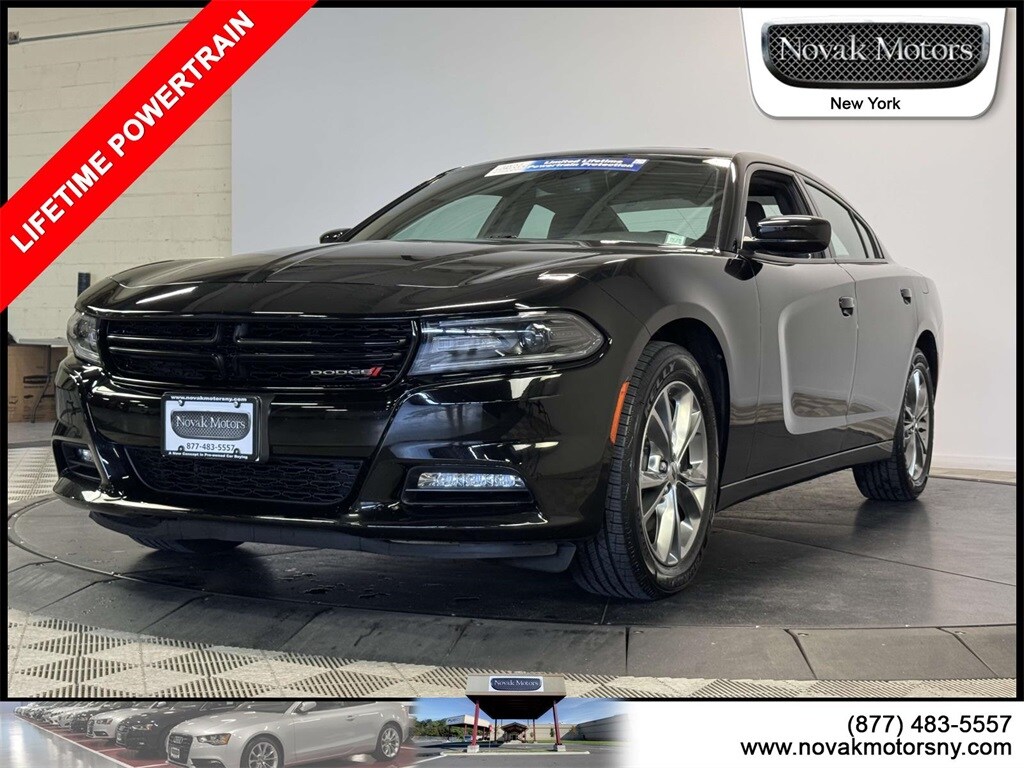 2021 Dodge Charger SXT photo 3