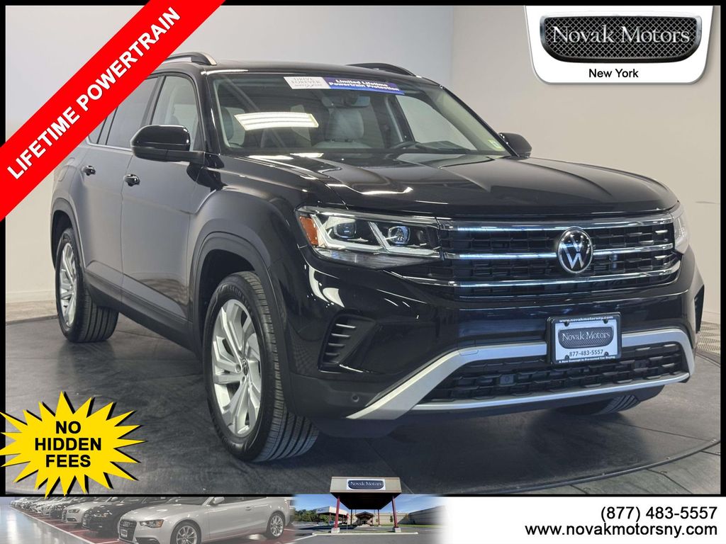 2022 Volkswagen Atlas SE w/Tech