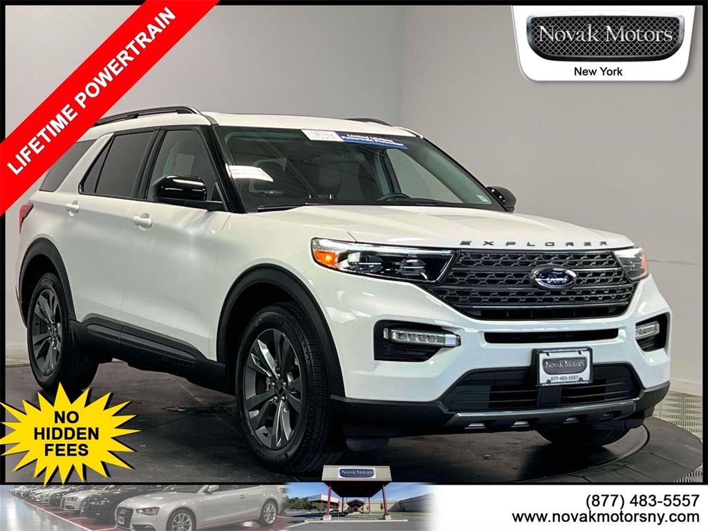2022 Ford Explorer XLT's photo