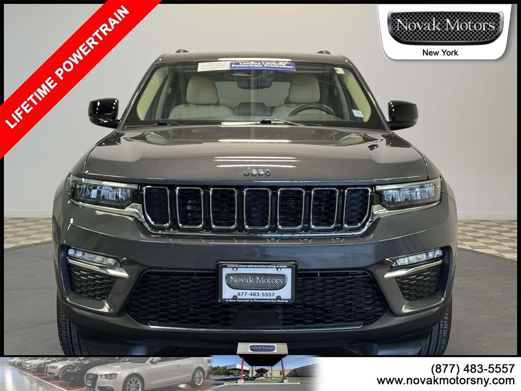 2022 Jeep Grand Cherokee Limited photo 2