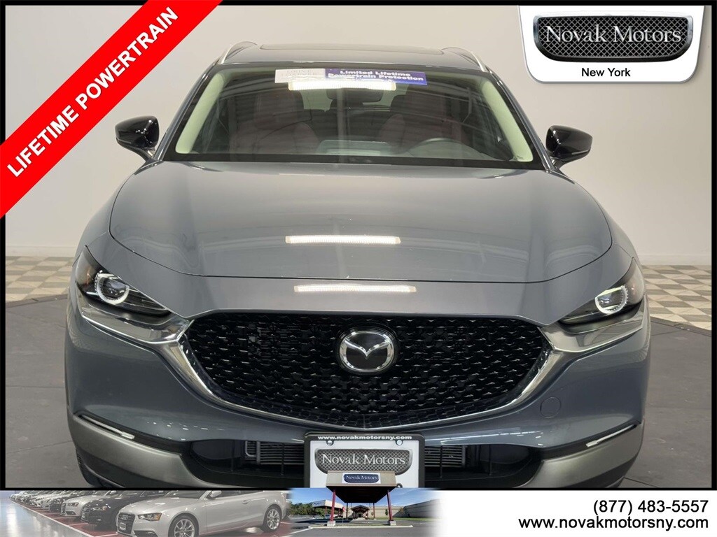 2022 Mazda CX-30 2.5 S Carbon photo 2