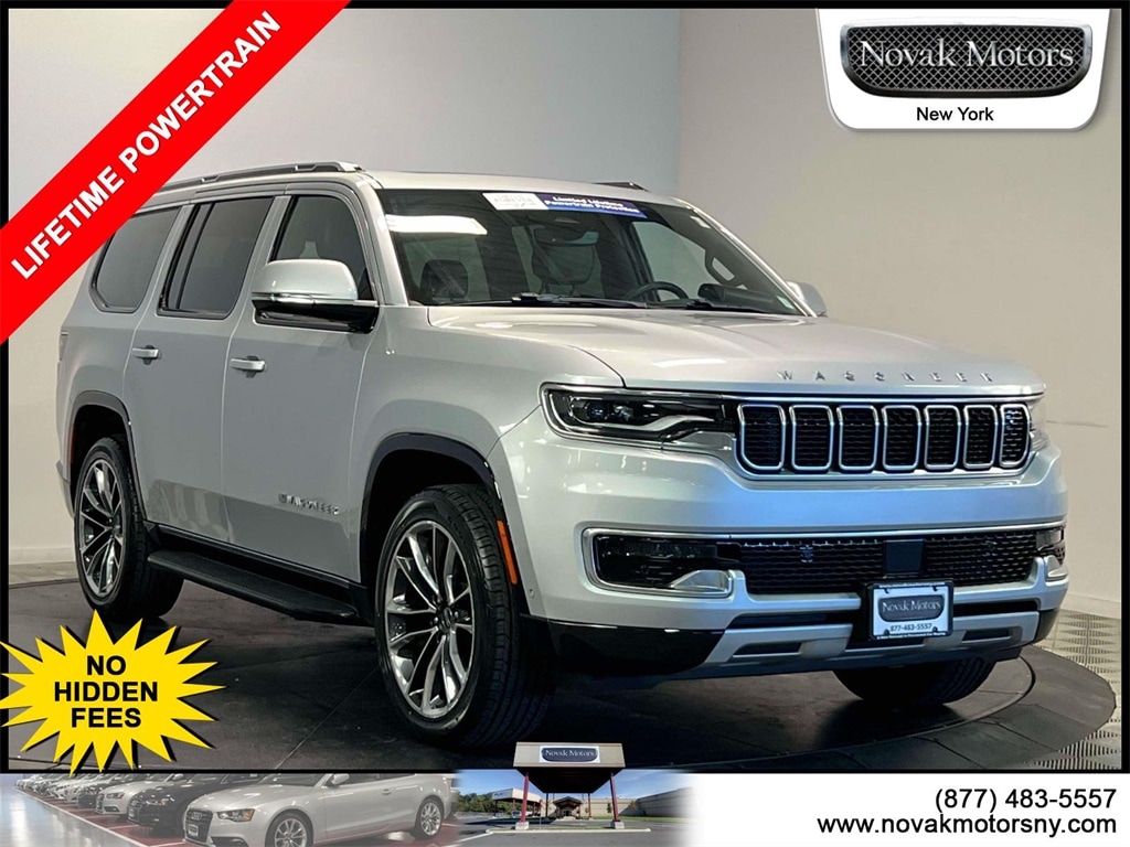 2022 Jeep Wagoneer Series II's photo