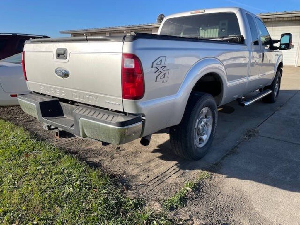 Used 2016 Ford F-250 Super Duty XLT 4x4 4dr Supercab 8 ft. LB Pickup Pickup Truck