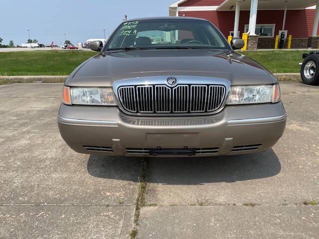 Used 2002 Mercury Grand Marquis LS with VIN 2MEFM75W52X639482 for sale in Farina, IL