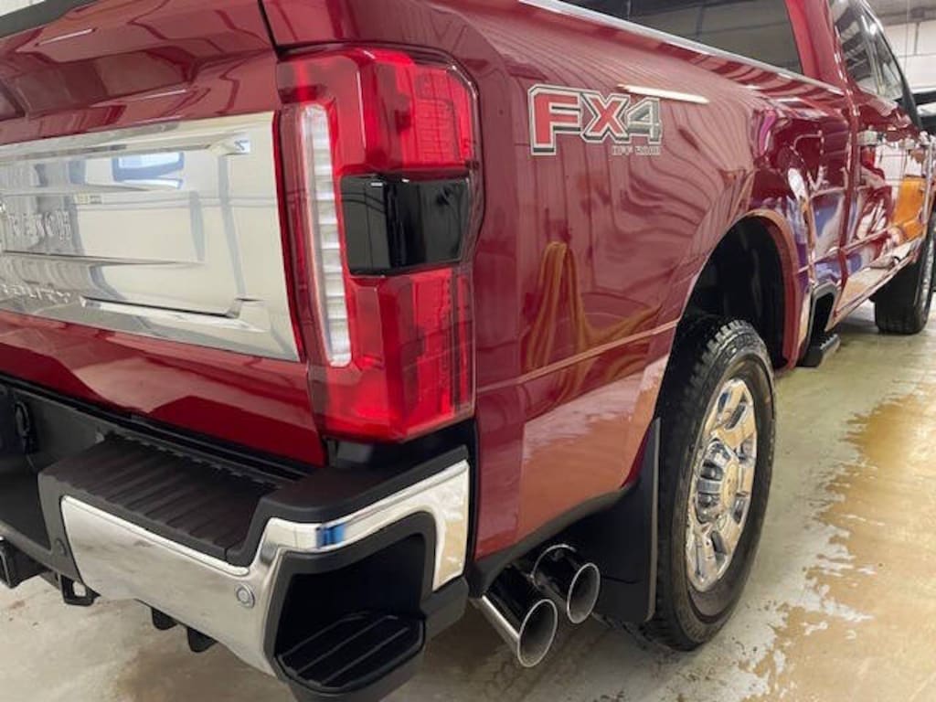 Used 2024 Ford F-250 Super Duty King Ranch 4x4 4dr Crew Cab 6.8 ft. SB Pickup Pickup Truck