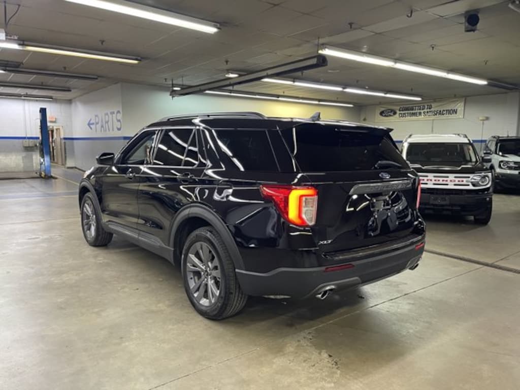 Used 2022 Ford Explorer XLT SUV