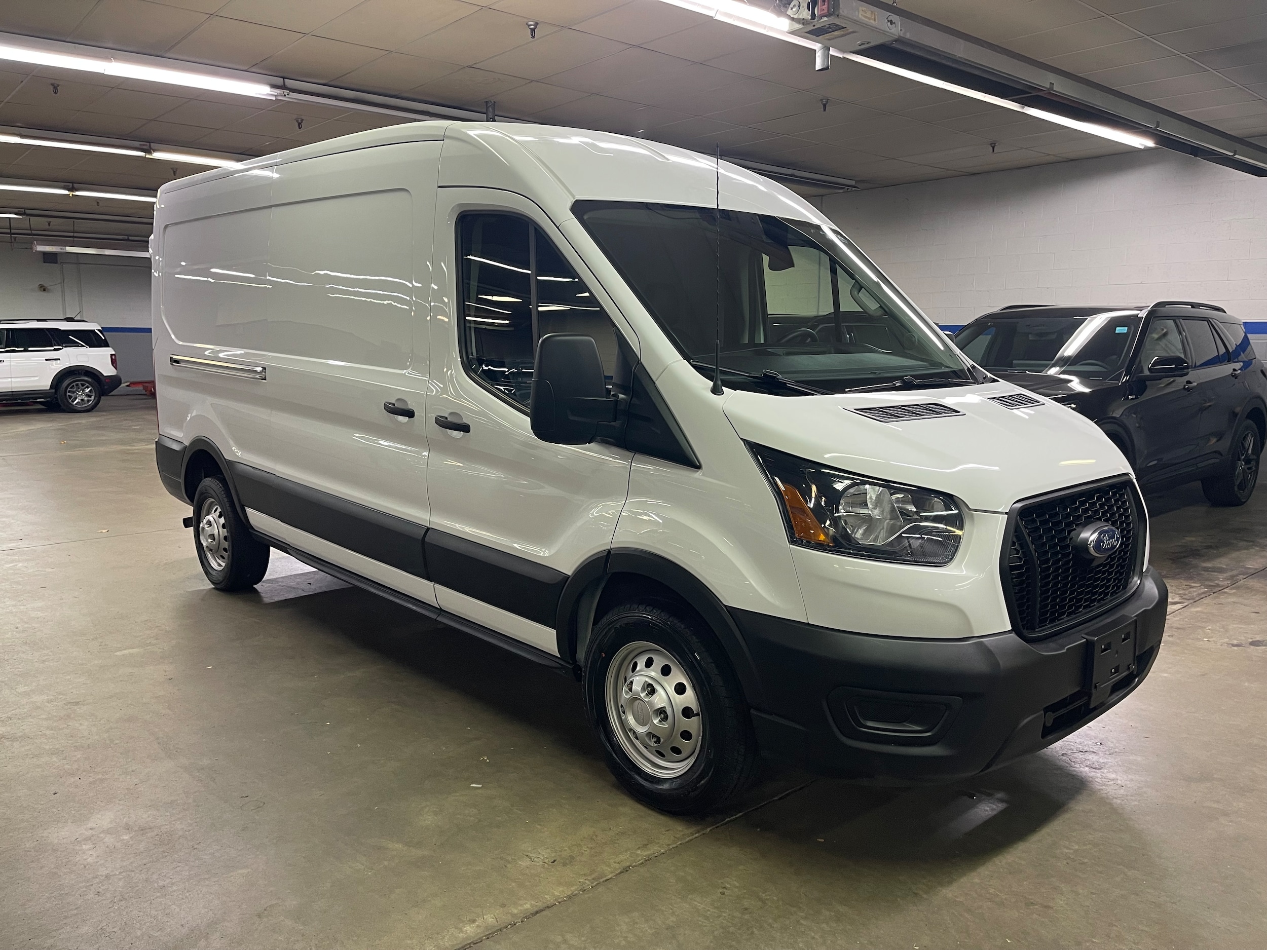 2023 Ford Transit Van Base's photo