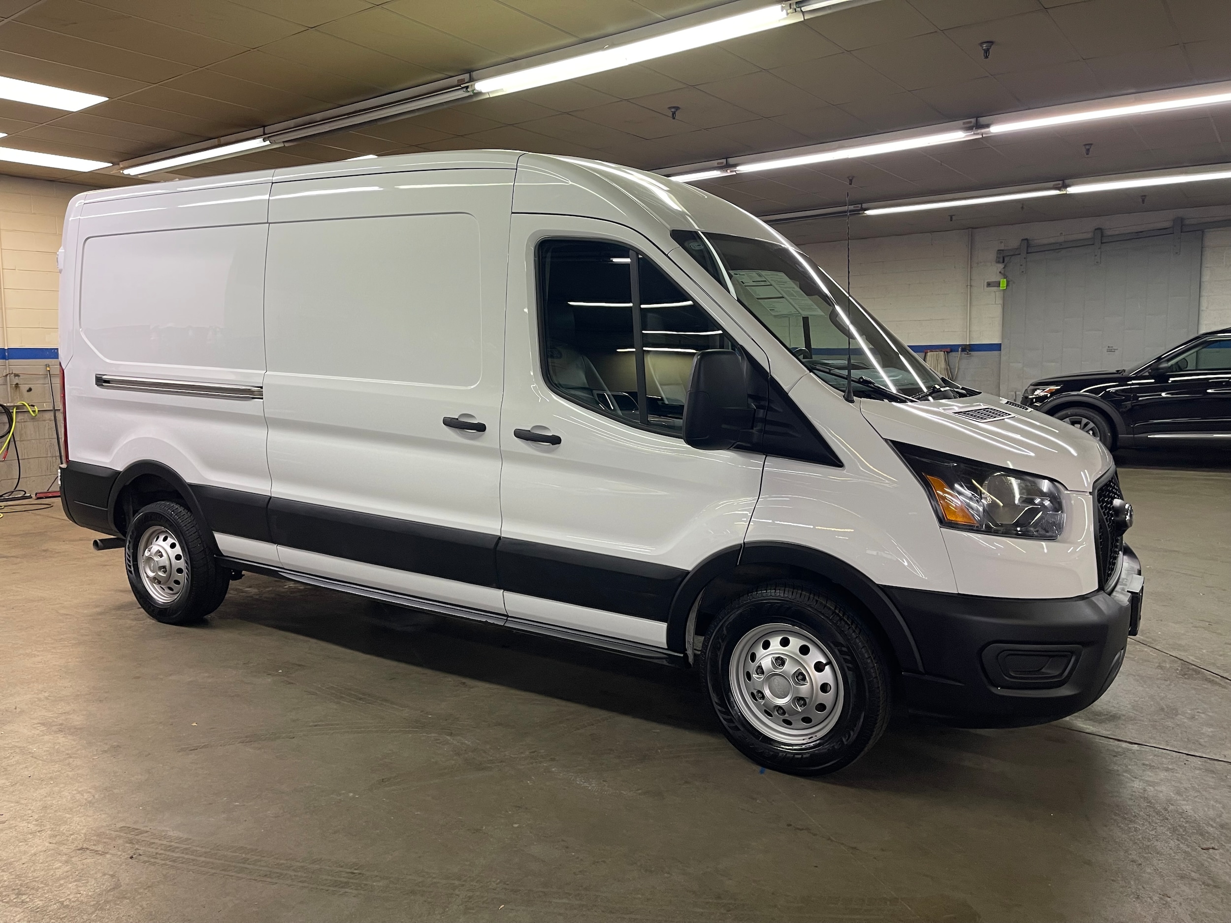 2023 Ford Transit Van Base's photo