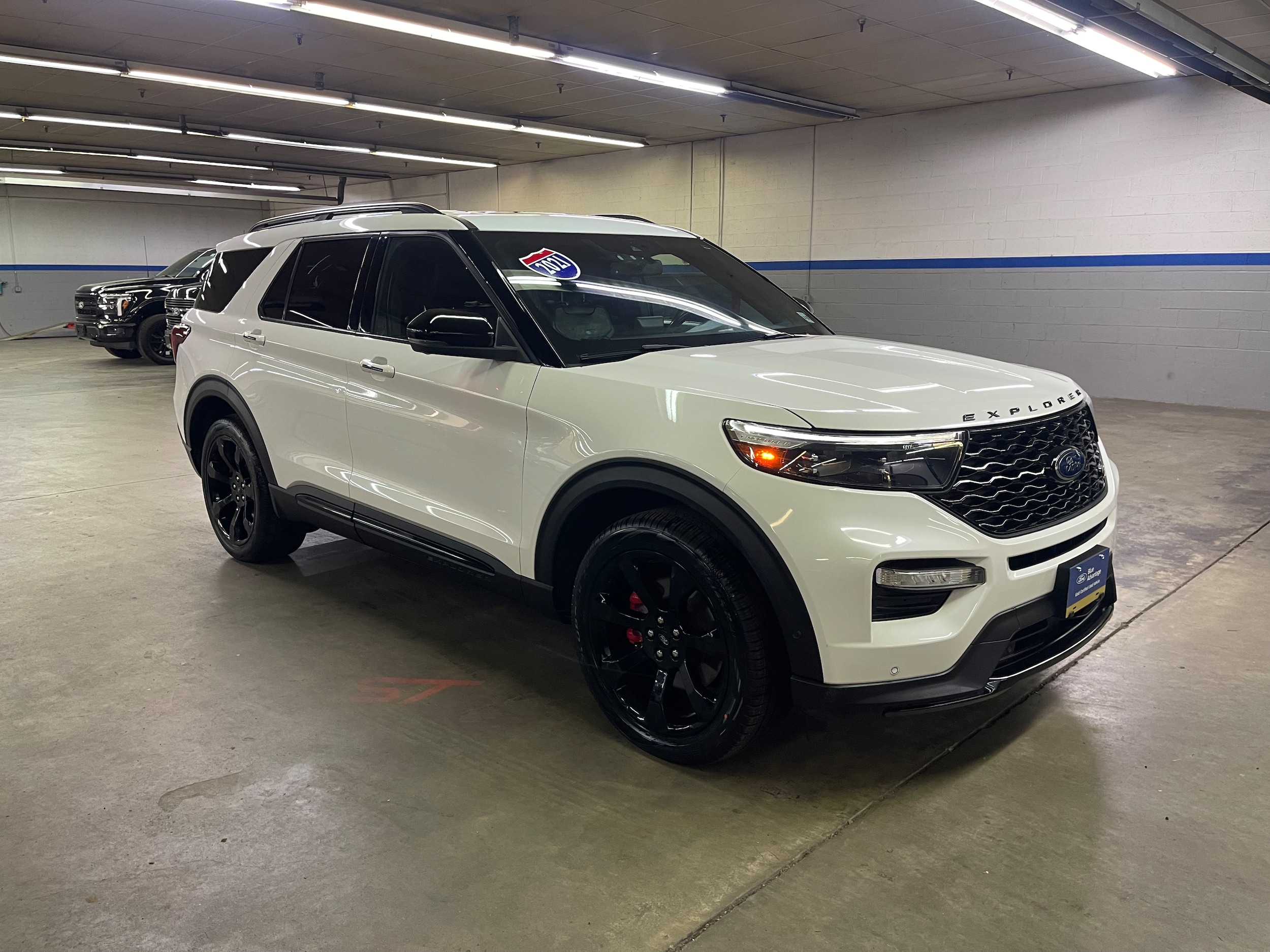 2021 Ford Explorer ST 4WD's photo