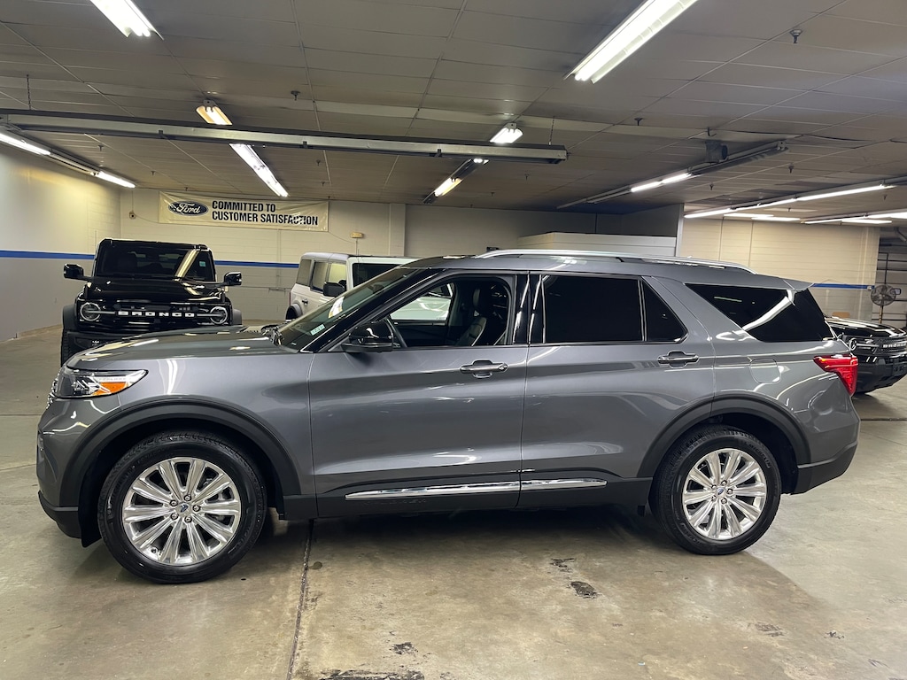 Certified 2022 Ford Explorer Limited SUV