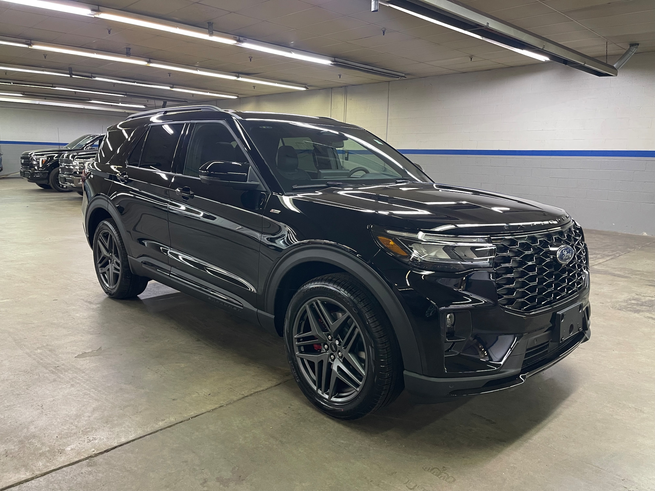 2026 Ford Explorer ST-LINE 4WD's photo